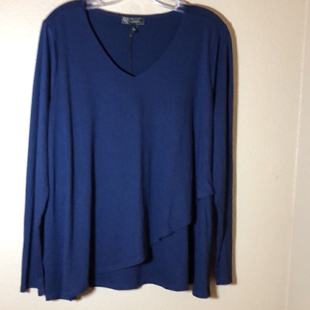 DG2 by Diane Gilman faux wrap long sleeve top in rich navy blue soft knit Size L